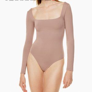 Aritzia Contour Squareneck Longsleeve Bodysuit - XS Toasty